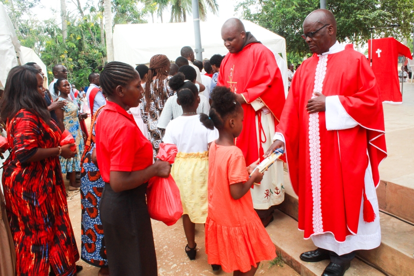 Waamini Tegeta ‘A’ wamkumbuka Mtakatifu Yohane Maria Muzeey